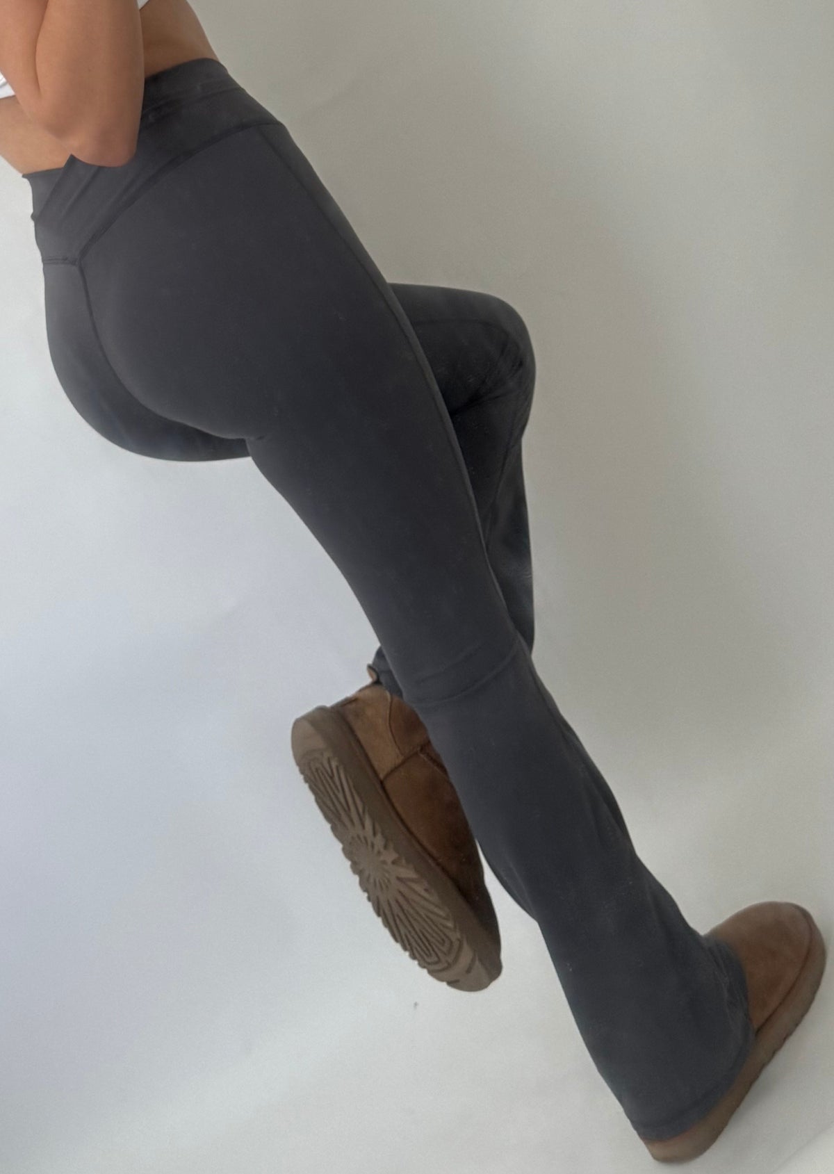 Crossover Yoga Pants